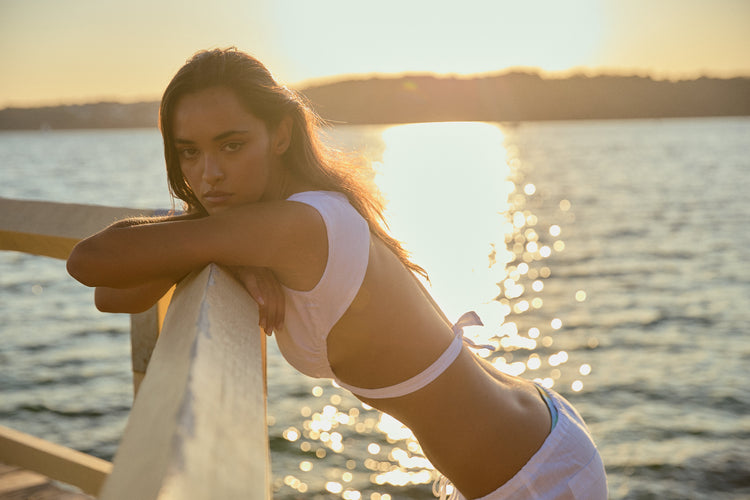 Elegant Resortwear Dresses | Chic Linen Tops | World of Rəzôrt