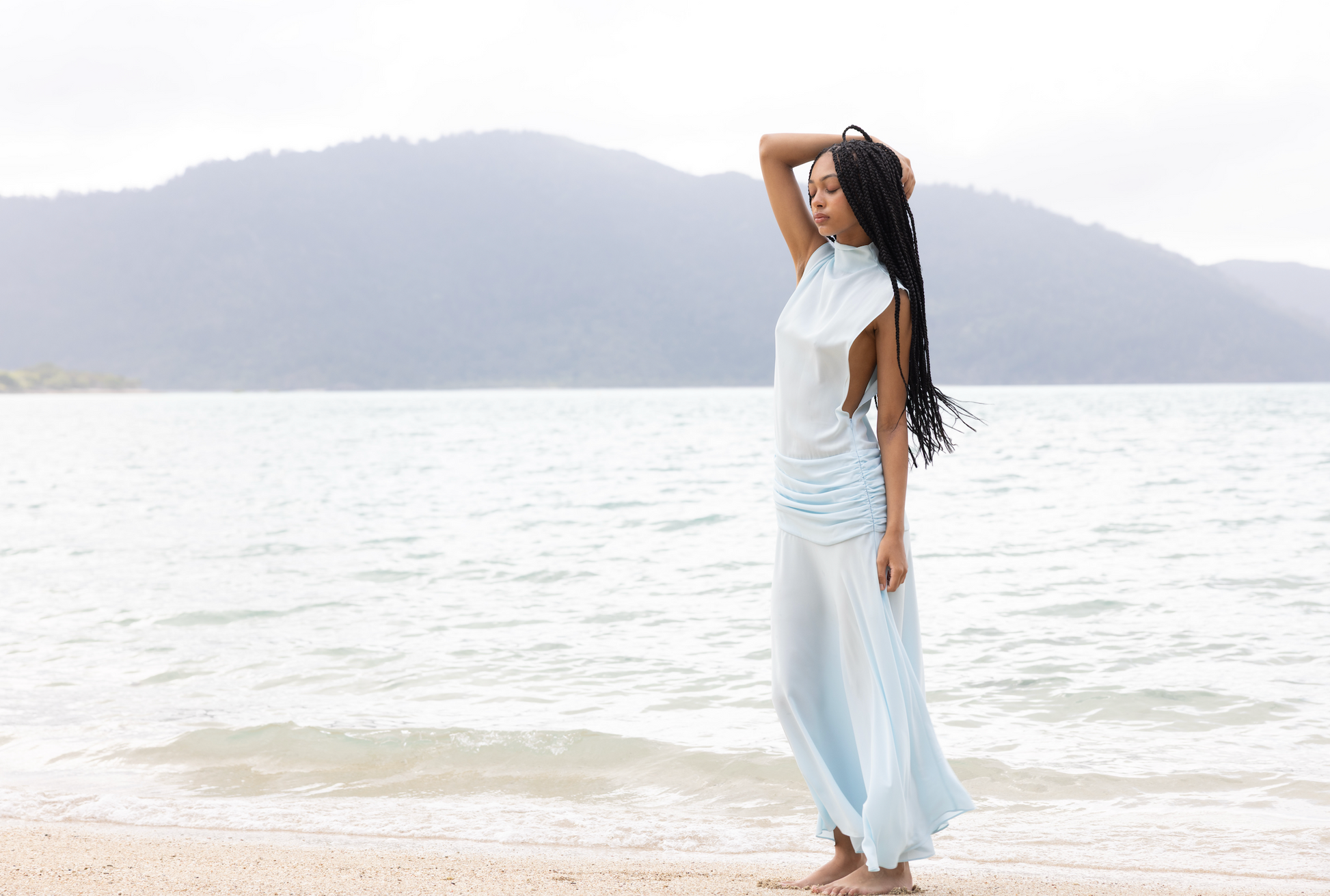 BLUE LARISSA GOWN – World of Rəzôrt